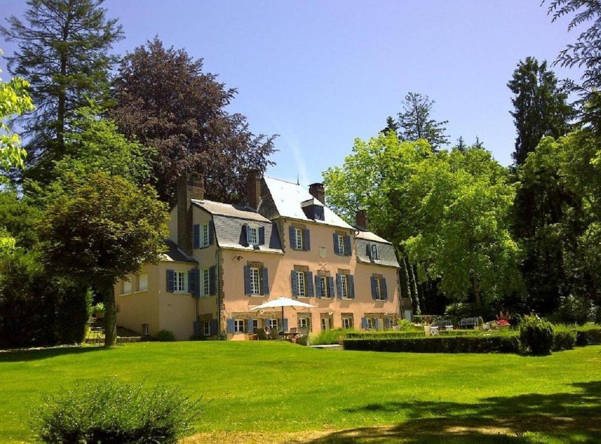 Le Charme Villa Mezilles Luaran gambar